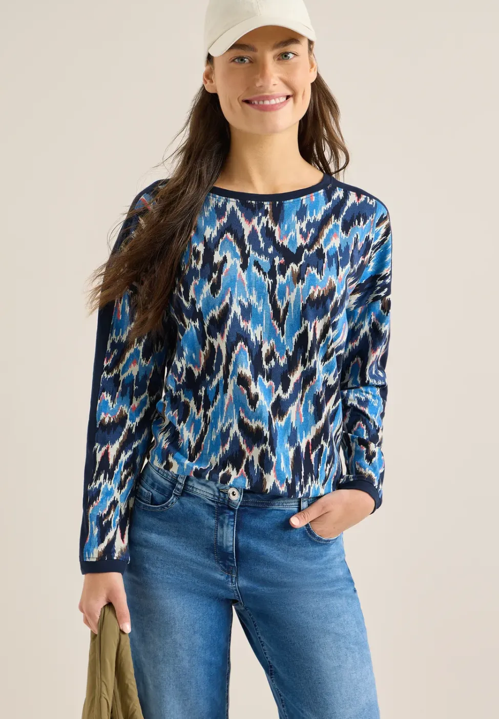 Shirt met patroon en tape