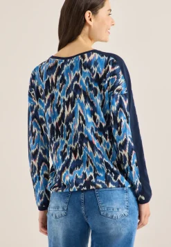 Shirt met patroon en tape