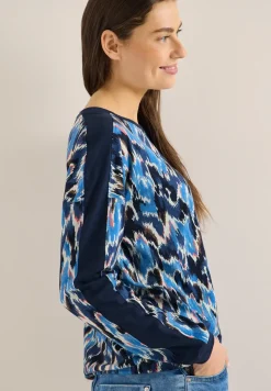 Shirt met patroon en tape