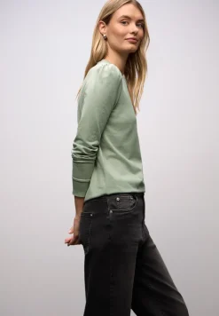 Shirt met rimpels