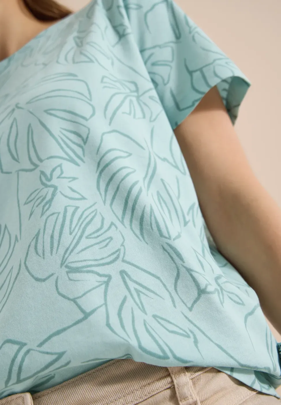 Shirt met ronde hals en bladprint