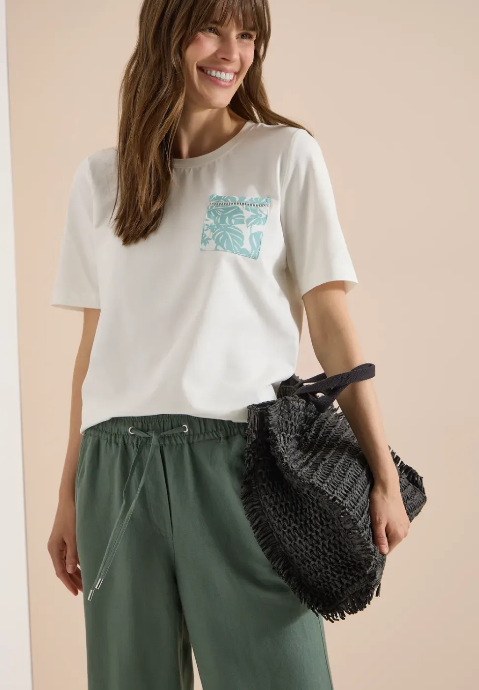 Shirt met ronde hals en borstzak