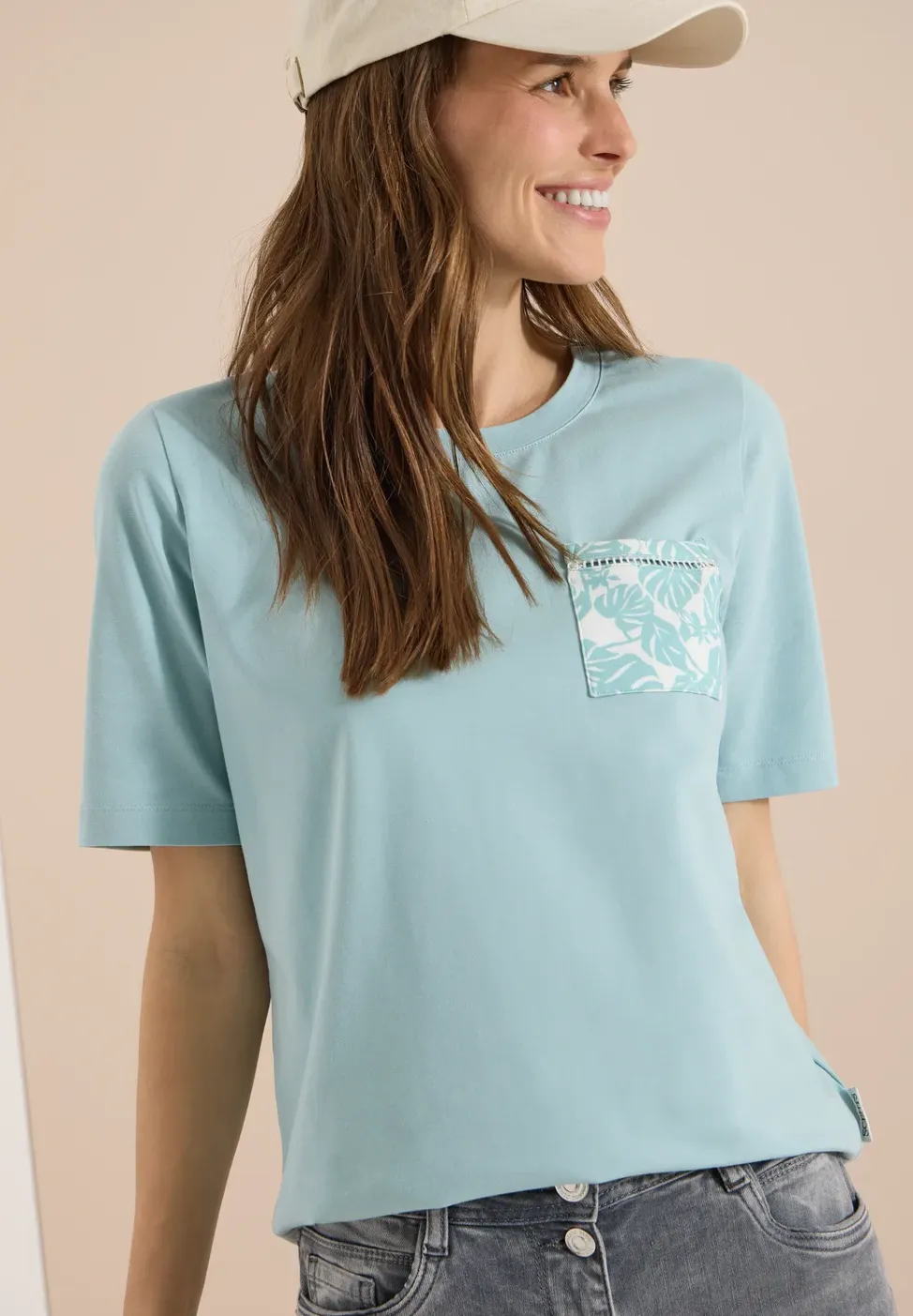 Shirt met ronde hals en borstzak