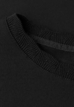 Shirt met ronde hals en decoratieve tape