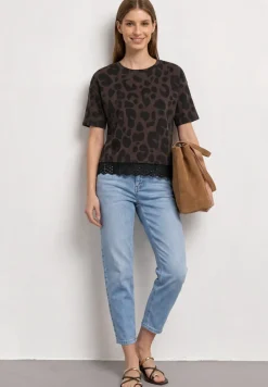 Shirt met ronde hals en kant