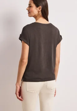 Shirt met ronde hals en knoopdetails