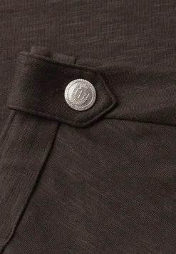 Shirt met ronde hals en knoopdetails
