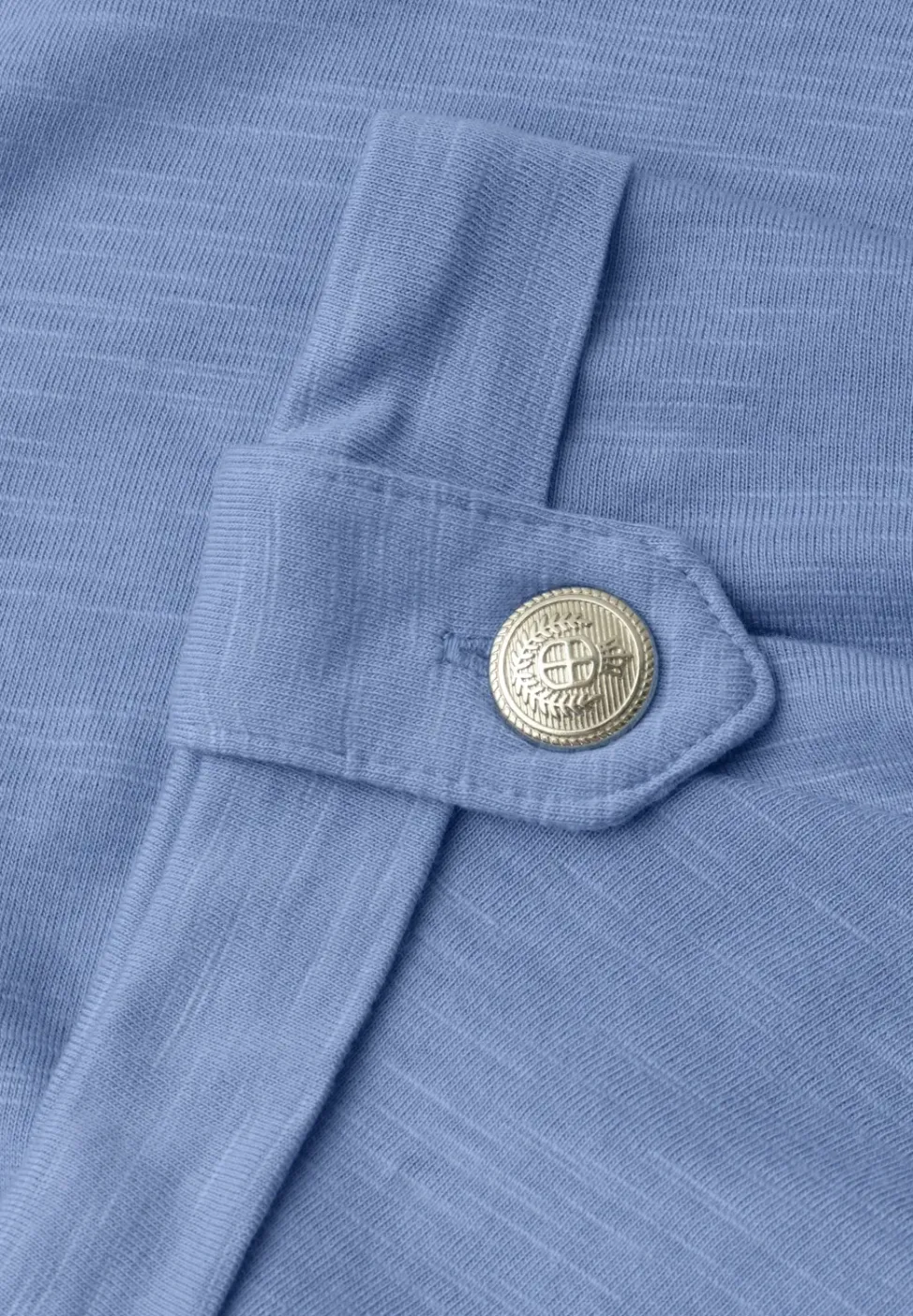 Shirt met ronde hals en knoopdetails
