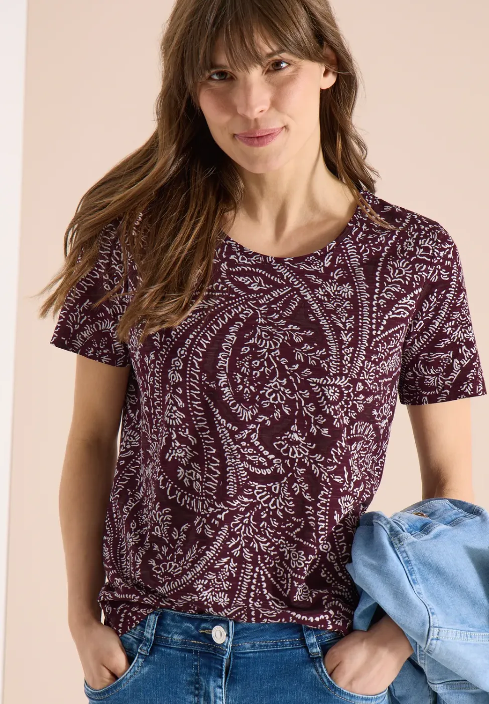 Shirt met ronde hals en minimale opdruk
