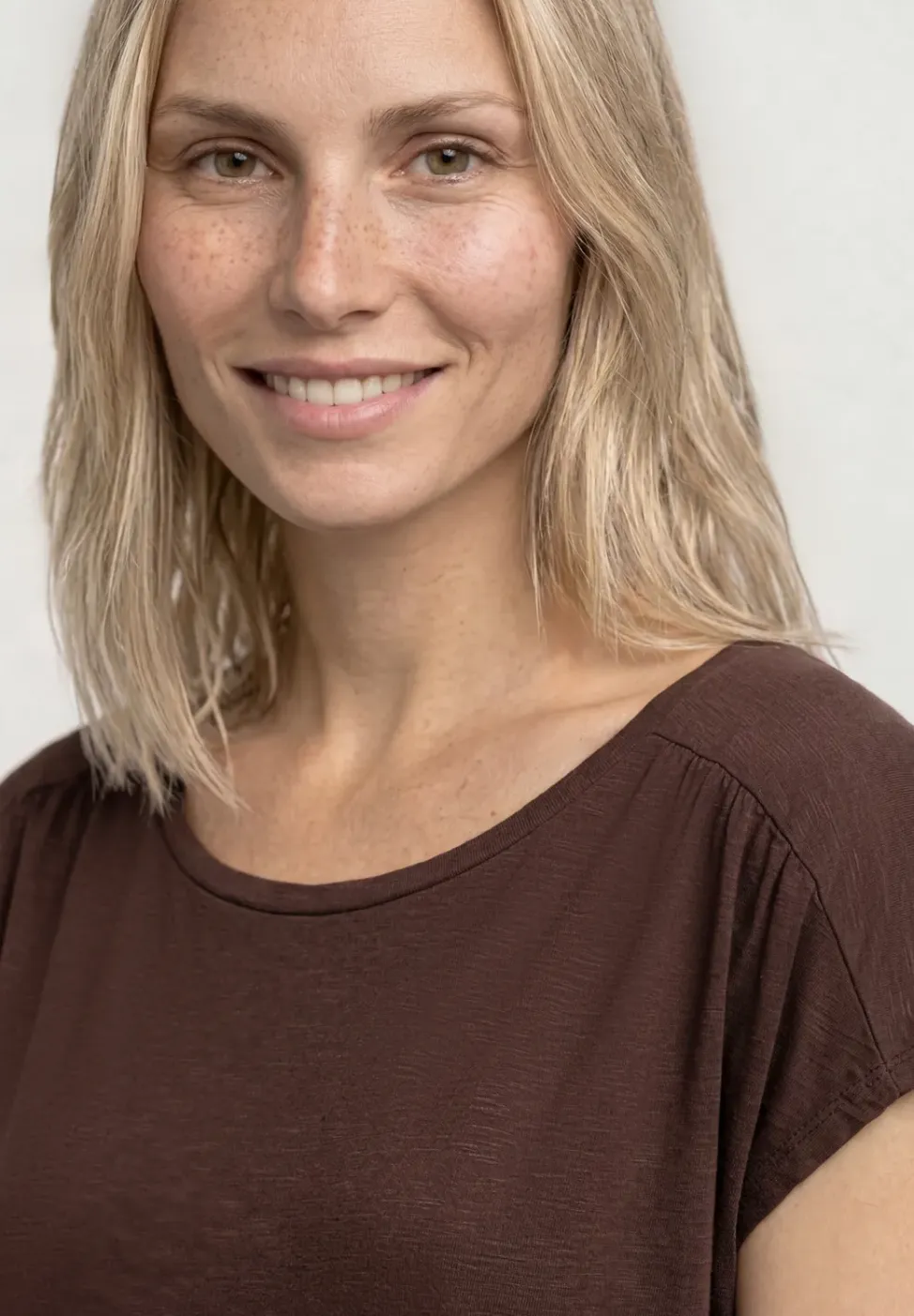 Shirt met ronde hals en rimpels