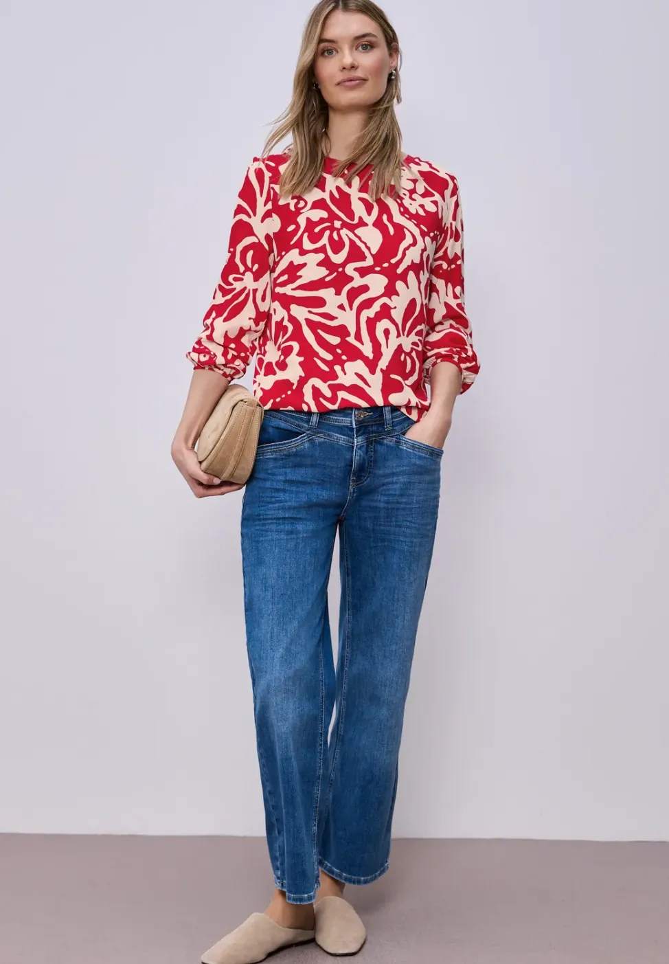 Shirt met ronde hals en volumemouwen