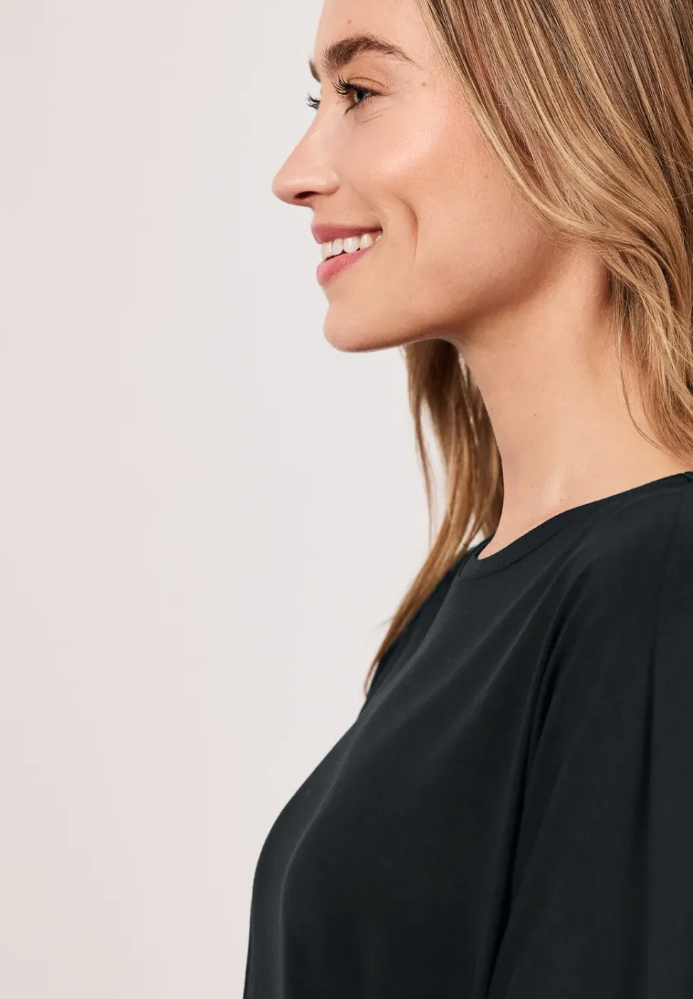 Shirt met ronde hals in effen kleur
