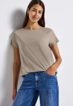 Shirt met schouderdetail