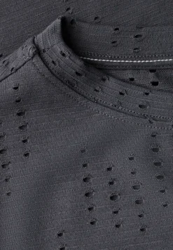 Shirt met structuur en gaatjespatroon