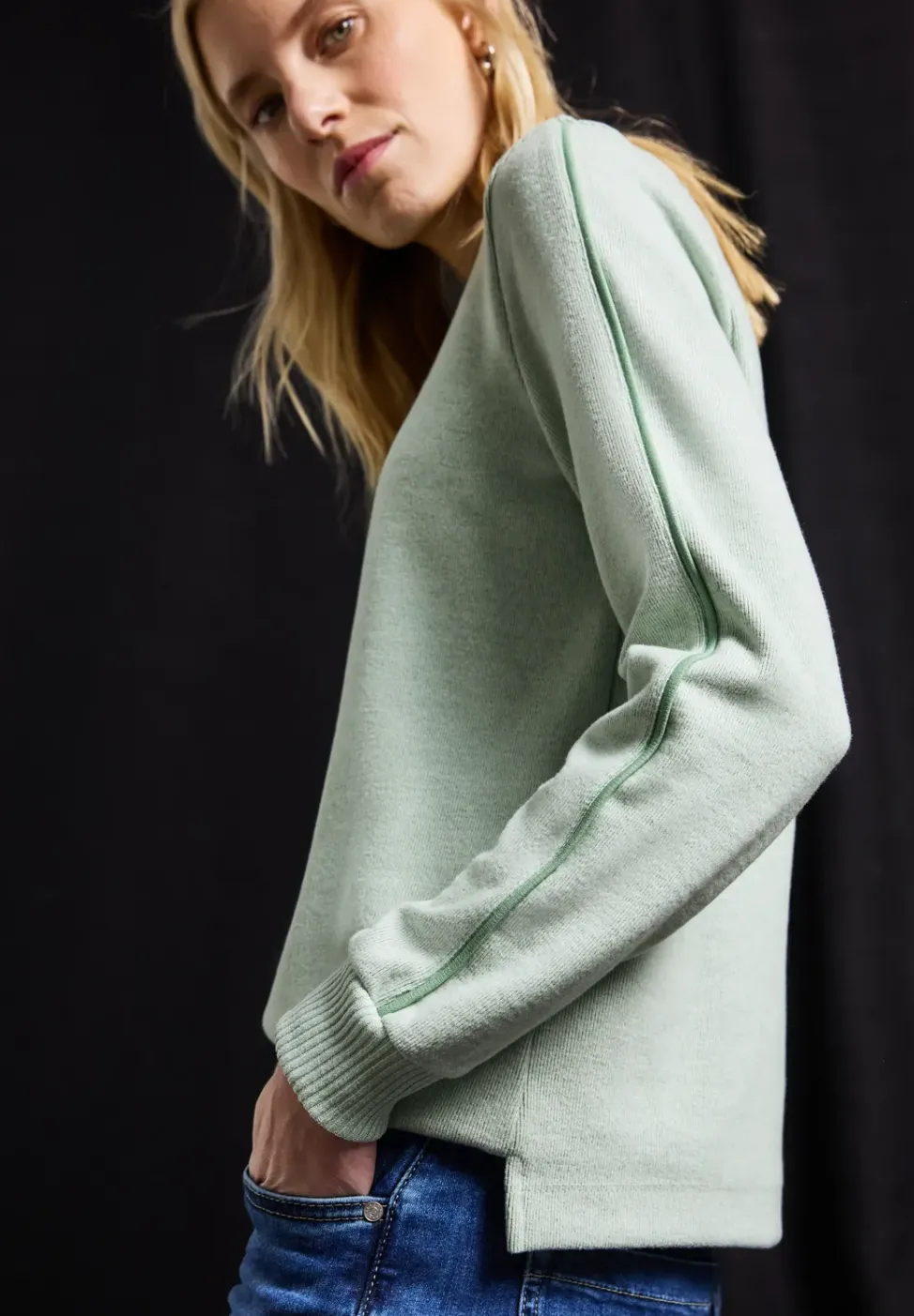 Shirt met tape details