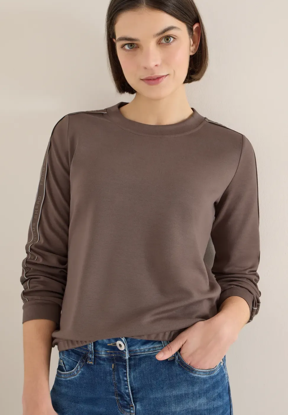 Shirt met tape details