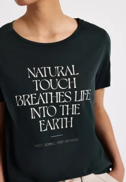 Shirt met tekst artwork