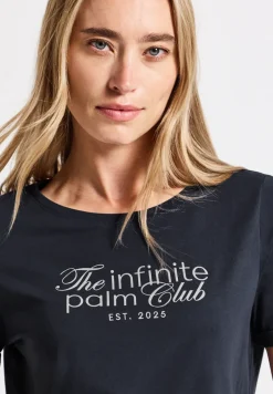 Shirt met tekst artwork