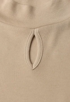 Shirt met uitgesneden detail