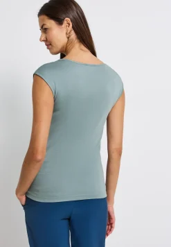 Shirt met uitsnijding