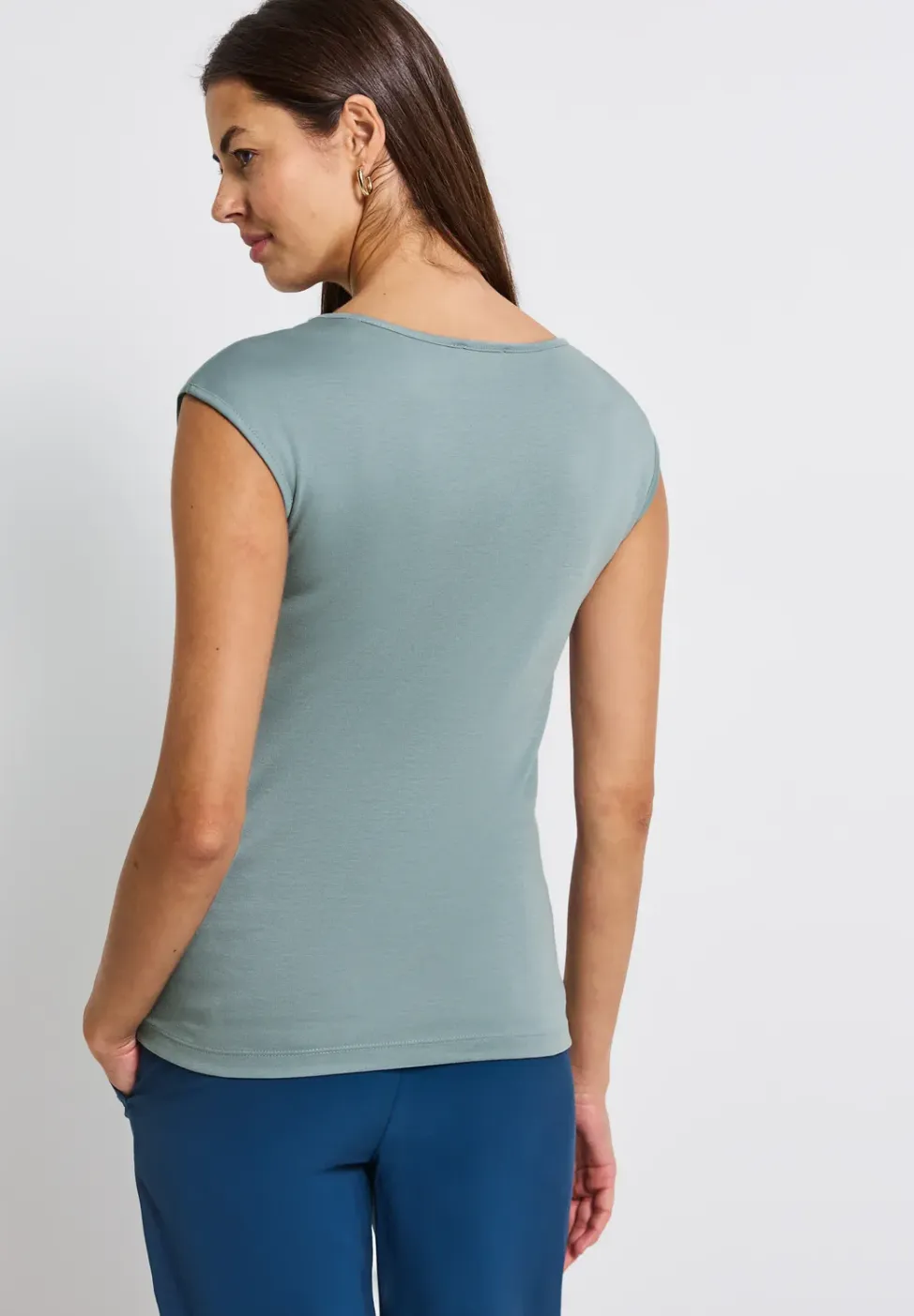 Shirt met uitsnijding