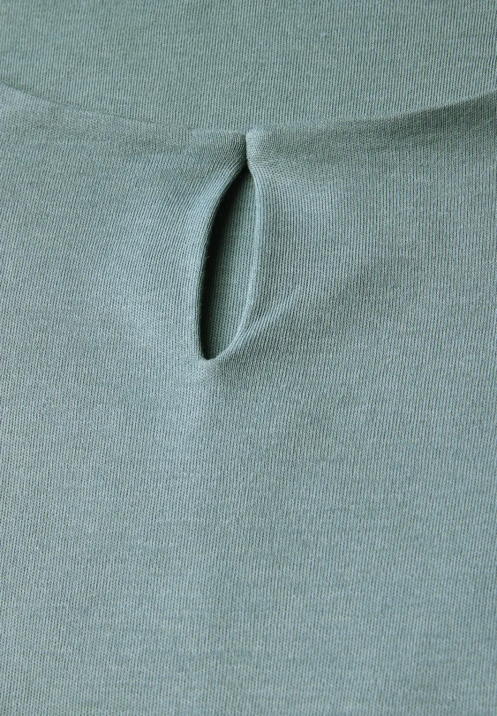 Shirt met uitsnijding