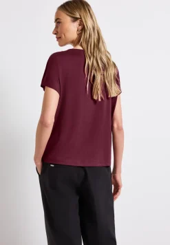 Shirt met uitsnijding