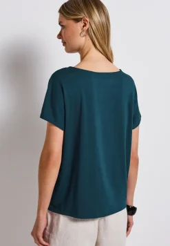 Shirt met uitsnijding