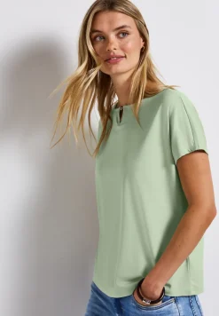 Shirt met uitsnijding