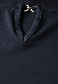 Shirt met uitsnijding