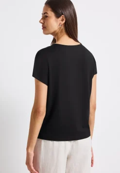 Shirt met uitsnijding