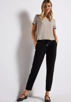 Shirt met V-hals