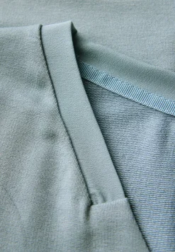 Shirt met V-hals
