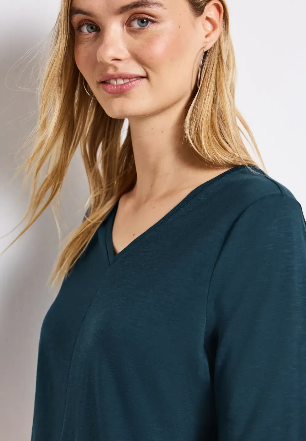 Shirt met V-hals