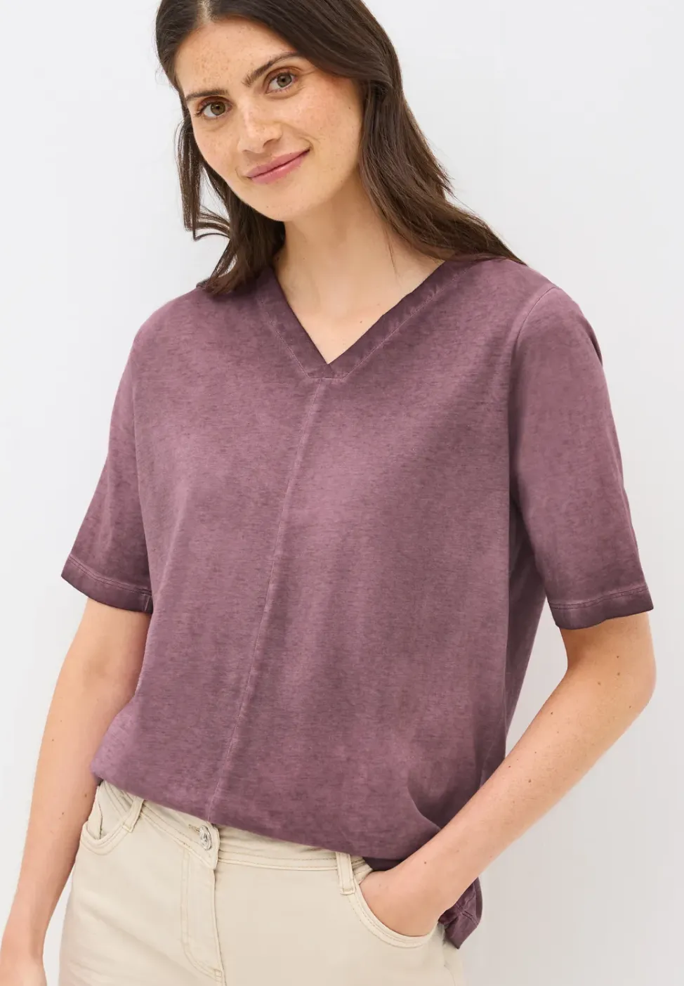Shirt met V-hals en gewassen look