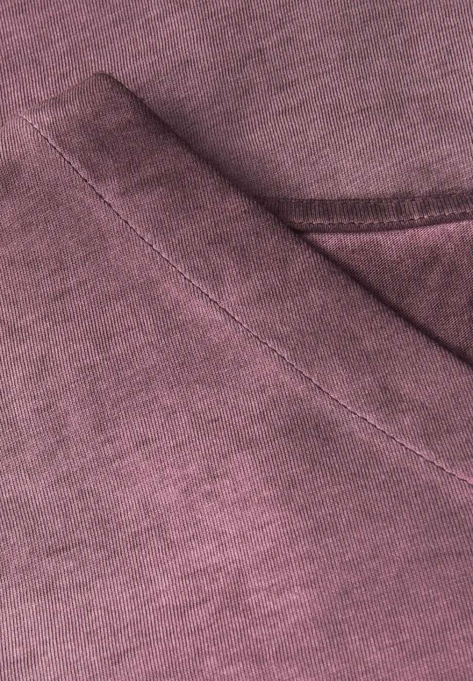 Shirt met V-hals en gewassen look