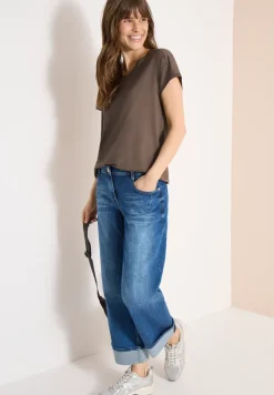 Shirt met V-hals en kanten detail