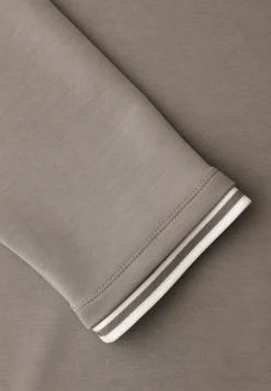 Shirt met zijdeachtige look en details