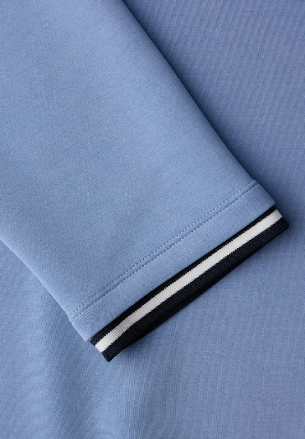 Shirt met zijdeachtige look en details