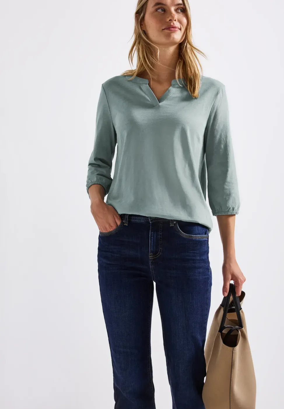 Shirt van jersey met gespleten hals