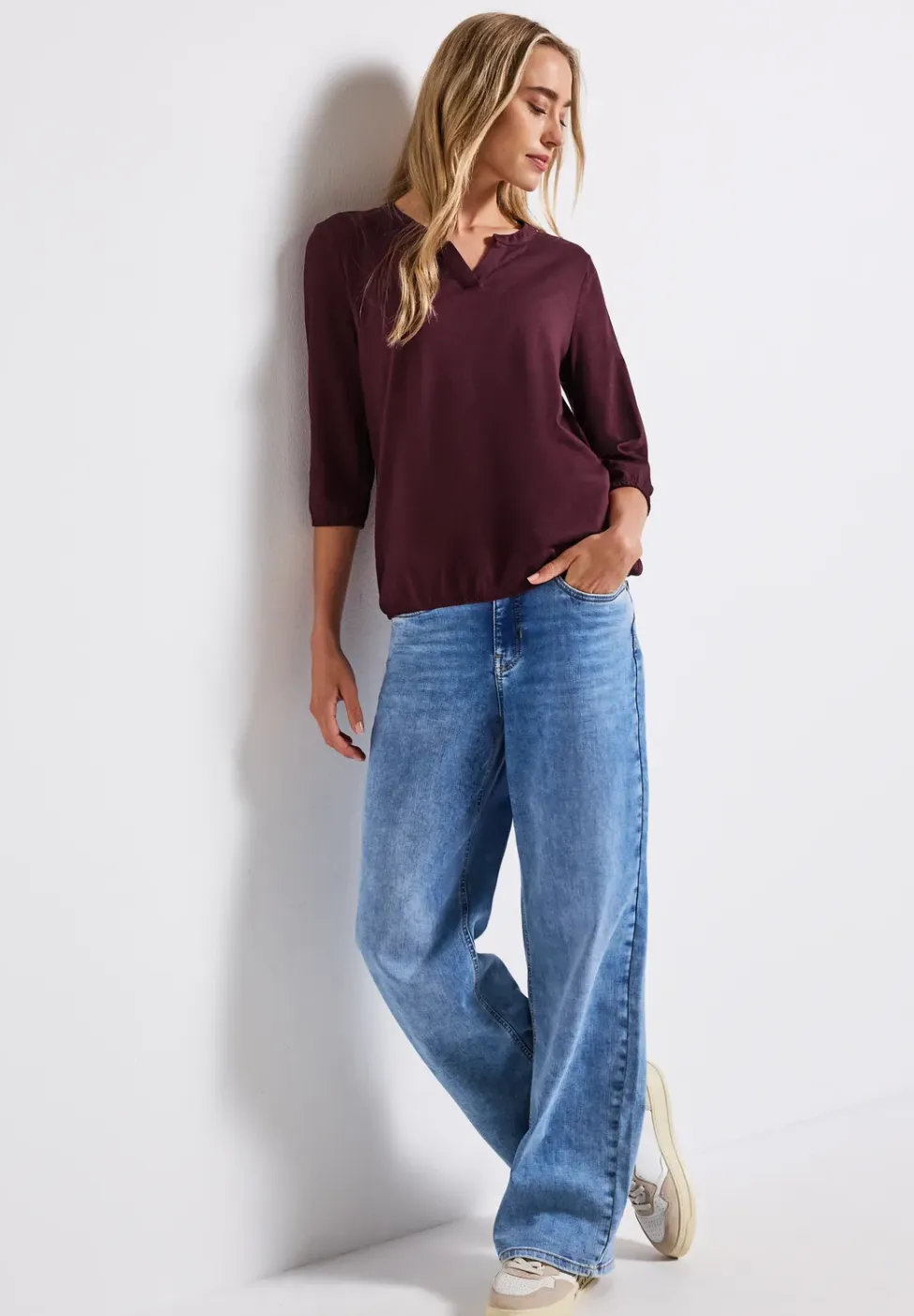 Shirt van jersey met gespleten hals