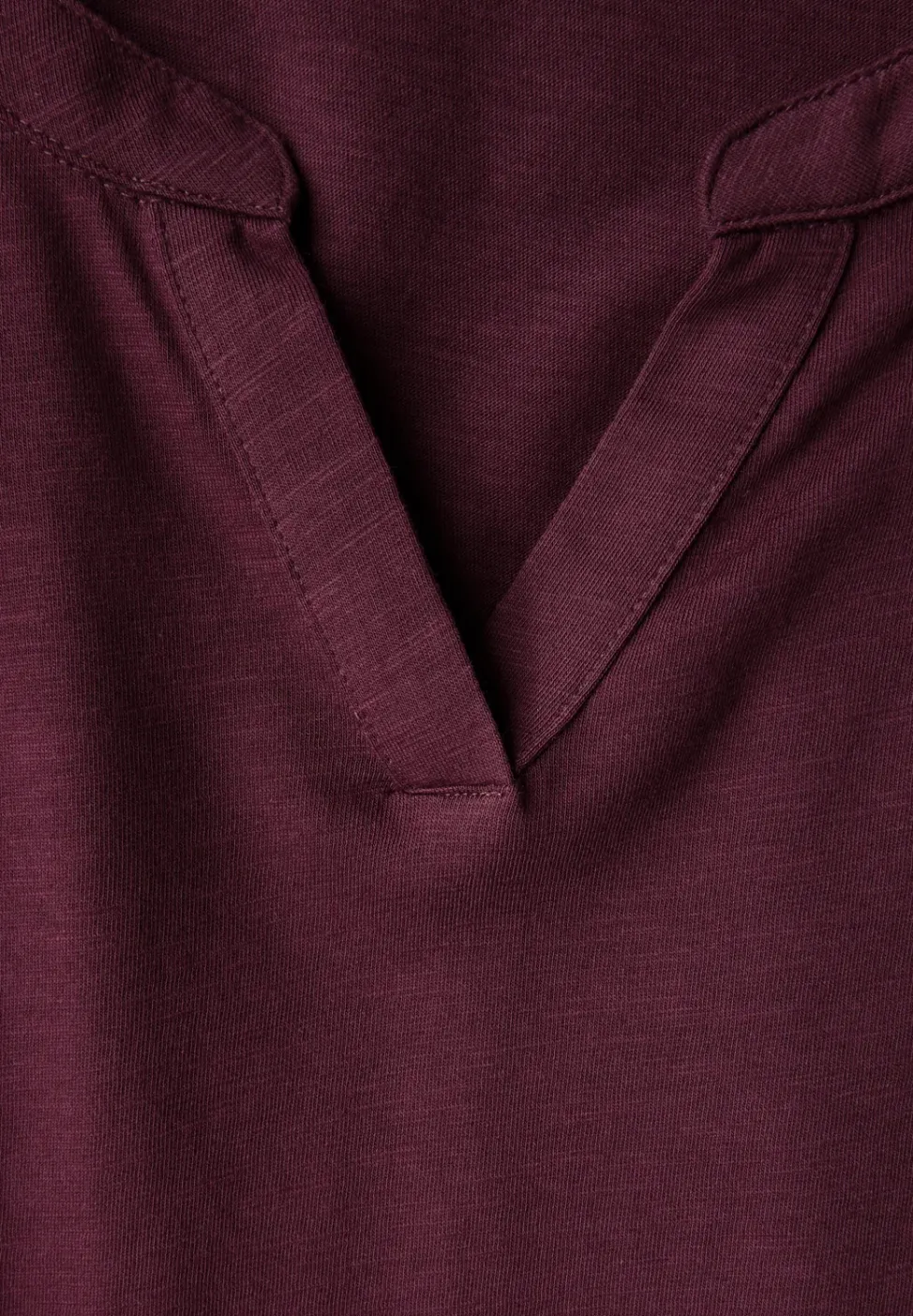 Shirt van jersey met gespleten hals