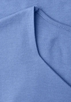 Shirt zonder mouwen met diamanten halslijn