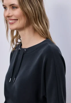 Silk-Look shirt