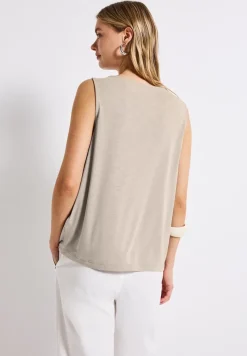 Silk-Look top