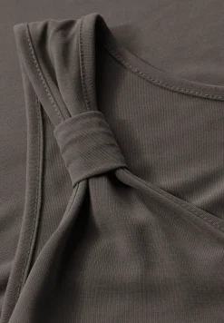 Silk-Look top met knoop