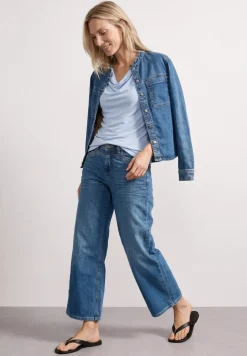 Silk-Look top met watervalhalslijn