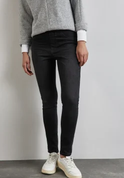 Skinny jeggings