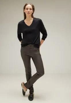 Slim fit broek met coating