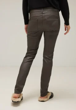 Slim fit broek met coating